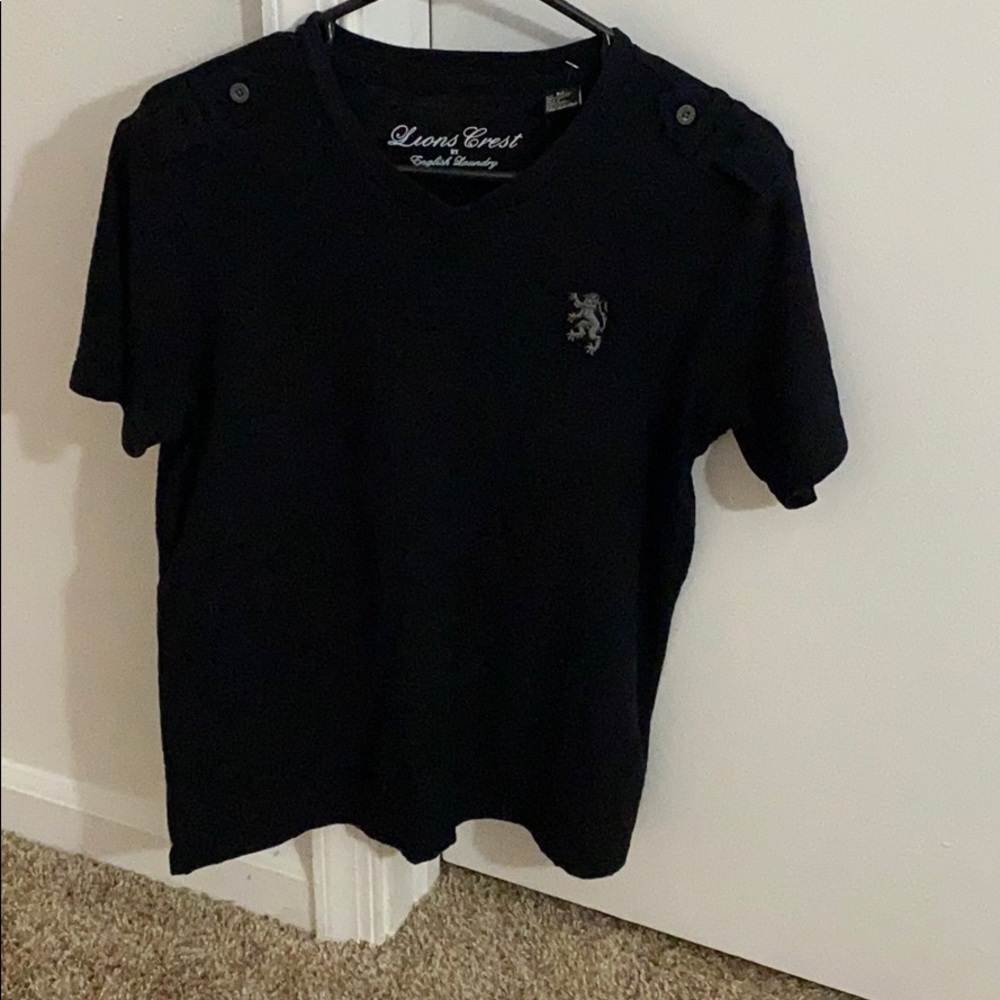 Black t shirt